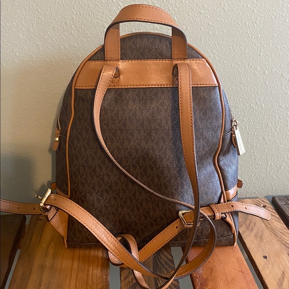 Michael Kors Medium Rhea Backpack - Picture 2 of 9